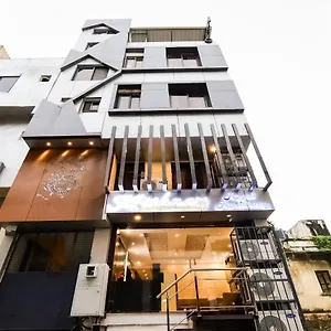 Hotel Oyo 60873 Krishna Royal Residency, Udaipur