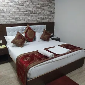 Midcity 3*, Varanasi India